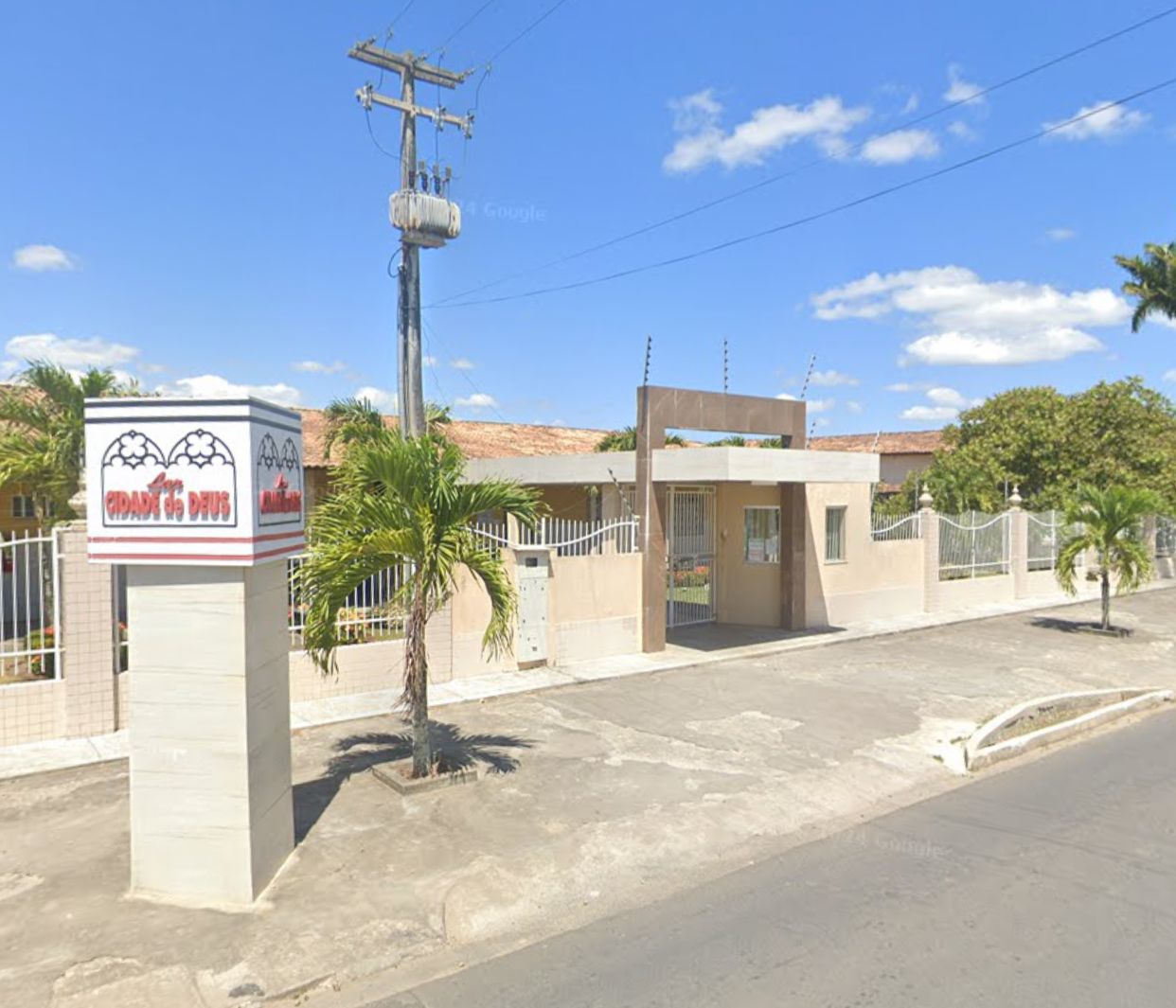 Fachada do Lar Cidade de Deus